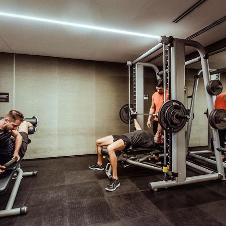 Hotel SLS Buenos Aires Puerto Madero Exterior foto The gym at the hotel