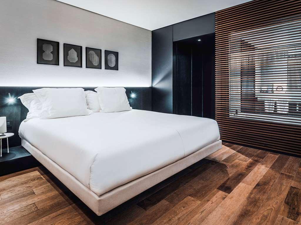 Hotel SLS Buenos Aires Puerto Madero Habitación foto A bedroom at the hotel